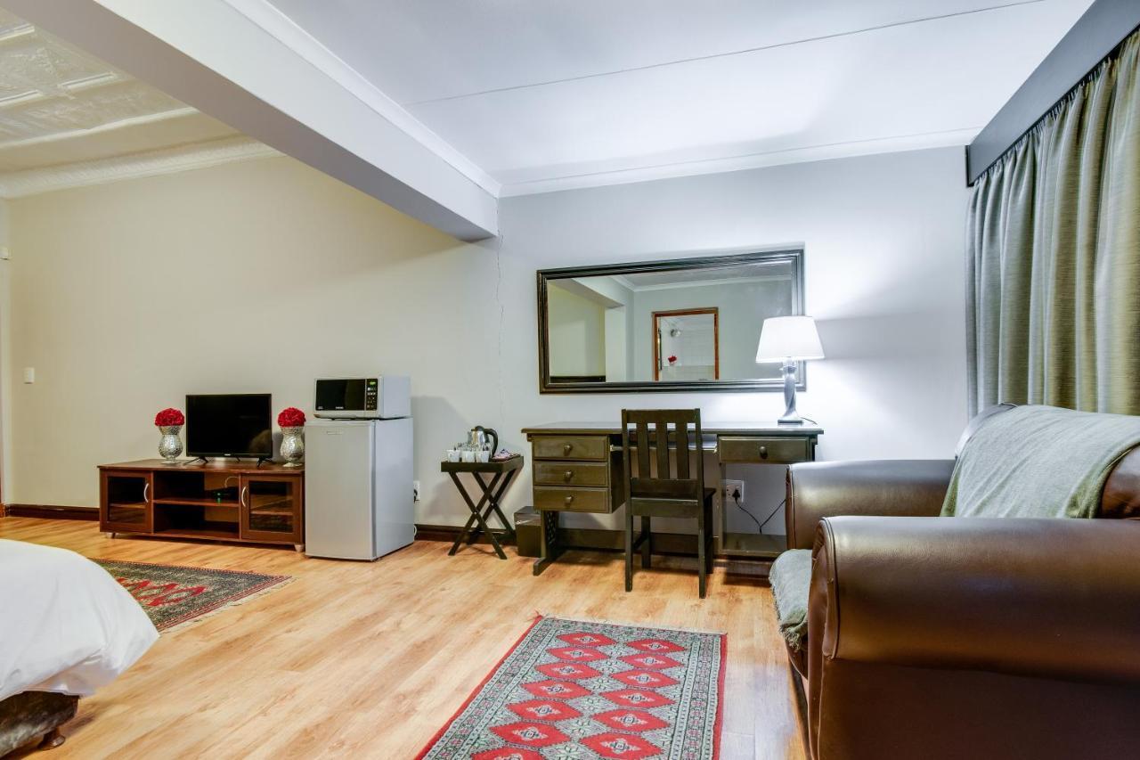 The Nightingale Guesthouse Bloemfontein Luaran gambar