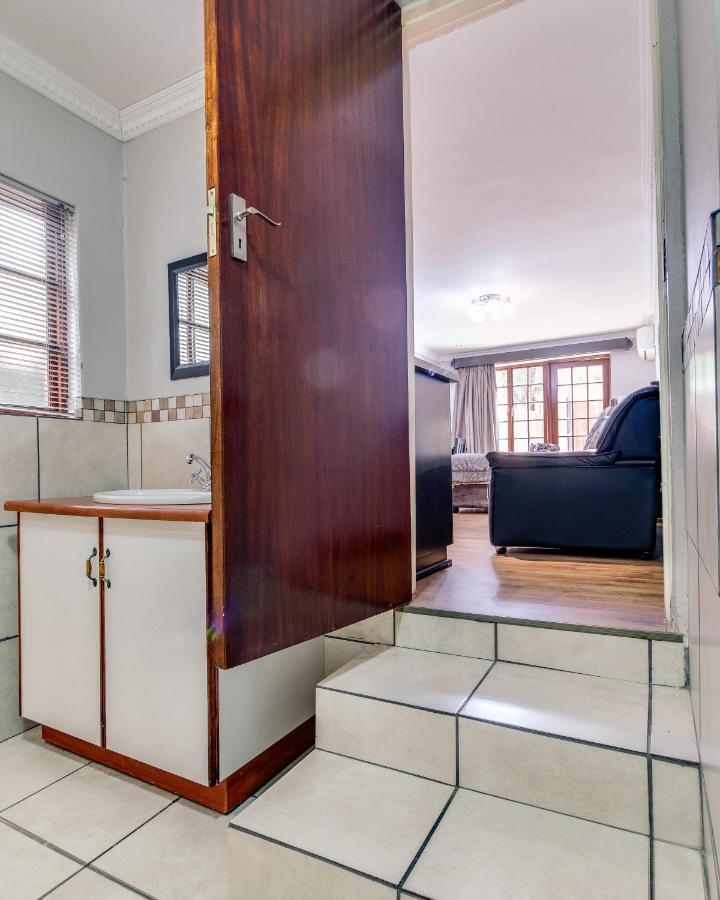 The Nightingale Guesthouse Bloemfontein Luaran gambar